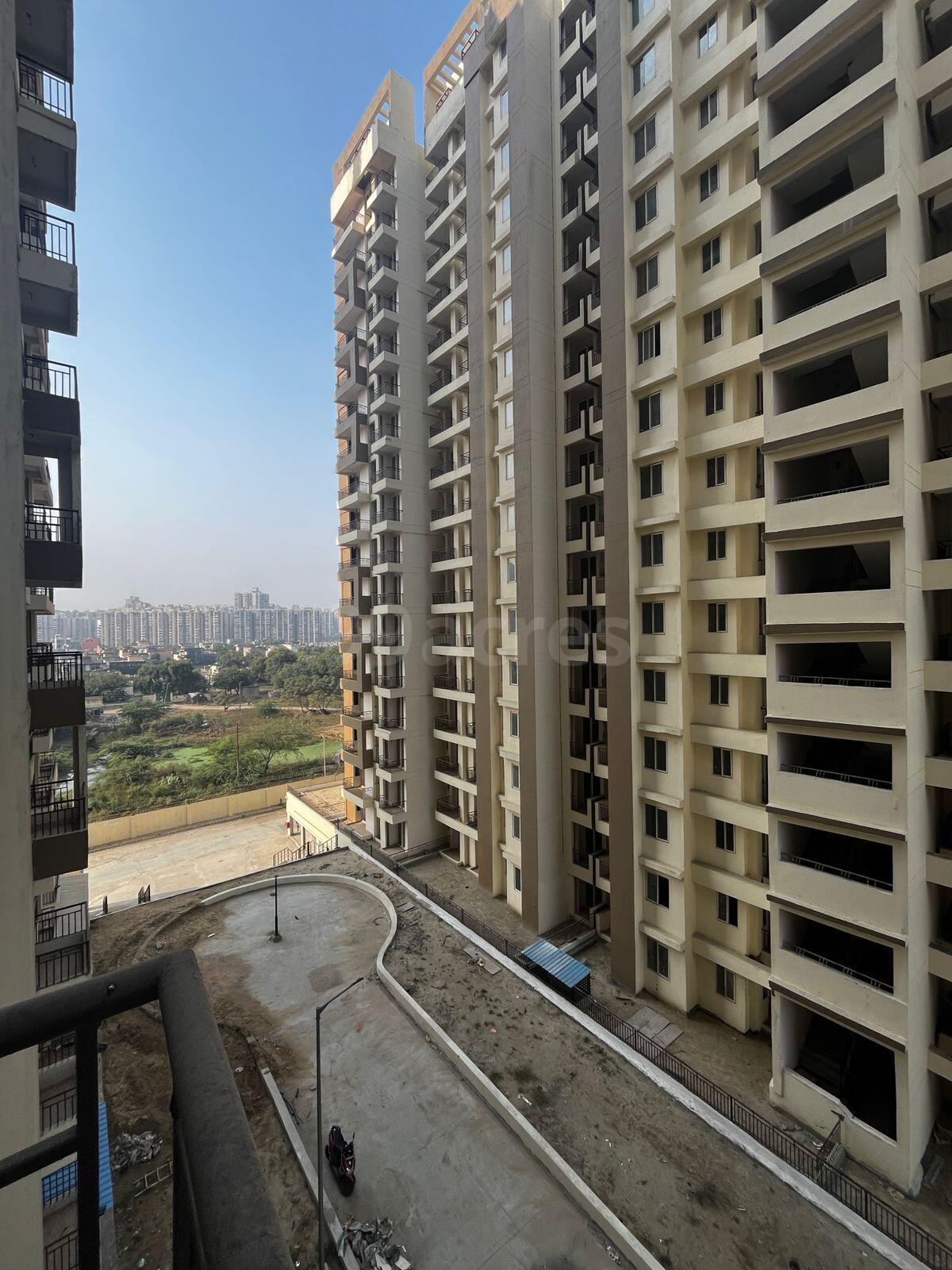 Golf Homes or Ghost Town? The Amrapali Scandal Unveiled